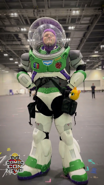 Epic Buzz Lightyear cosplay 🚀 #shorts #animation #disney #toystory #pixar #buzzlightyear #cosplay