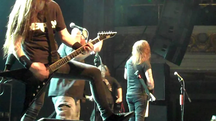 EXODUS Piranha with KIRK HAMMETT at Fear Fest Evil...