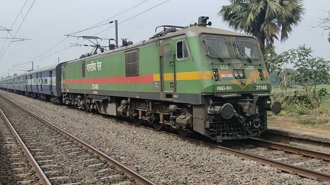 03246 SMVT Bengaluru Danapur SF Express Special