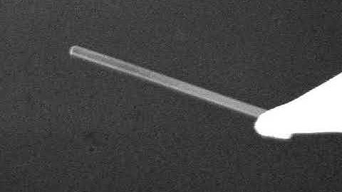 Nanomanipulation of a ZnO nanowire in a SEM (2)