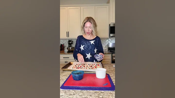 Healthy 4th of July Dessert Idea #fourthofjuly #healthydessert #healthysnacks