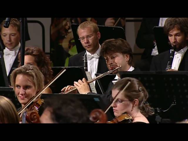 Brahms - Symphonie n° 2 : Finale : Orch Chbre d'Ecosse / R.Ticciati