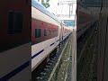 22223 CSMT - Sainagar shirdi Vande Bharat Exp Overtake 12859 CSMT - Howrah gitanjali expat asangaon