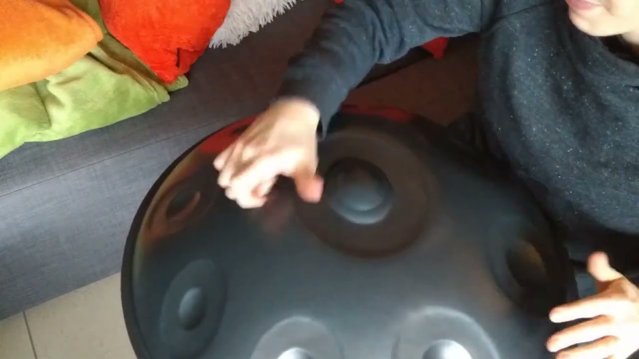 E La Sirena (Hoia Pantam)
