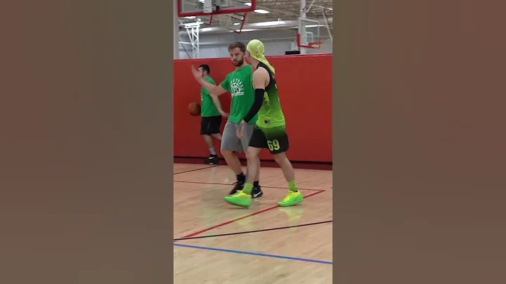 THINGS GOT HEATED…😳 White Boy TROLLS Trash Talkers! 🤣 #shorts