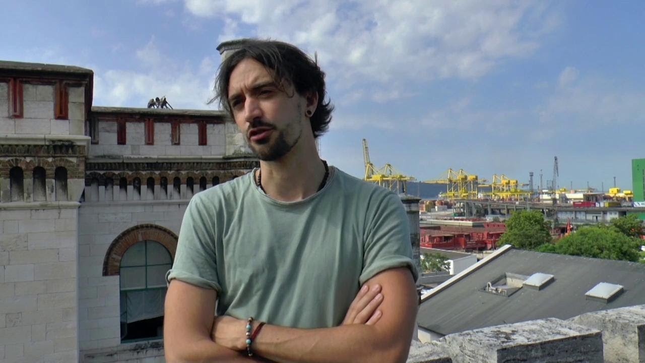 Una vita da 'camallo', il porto di Trieste raccontato da chi ci lavora: 