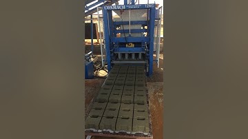Conmach BlockKing-12MS Block and Interlock Making Machine during Double T type Interlock Production