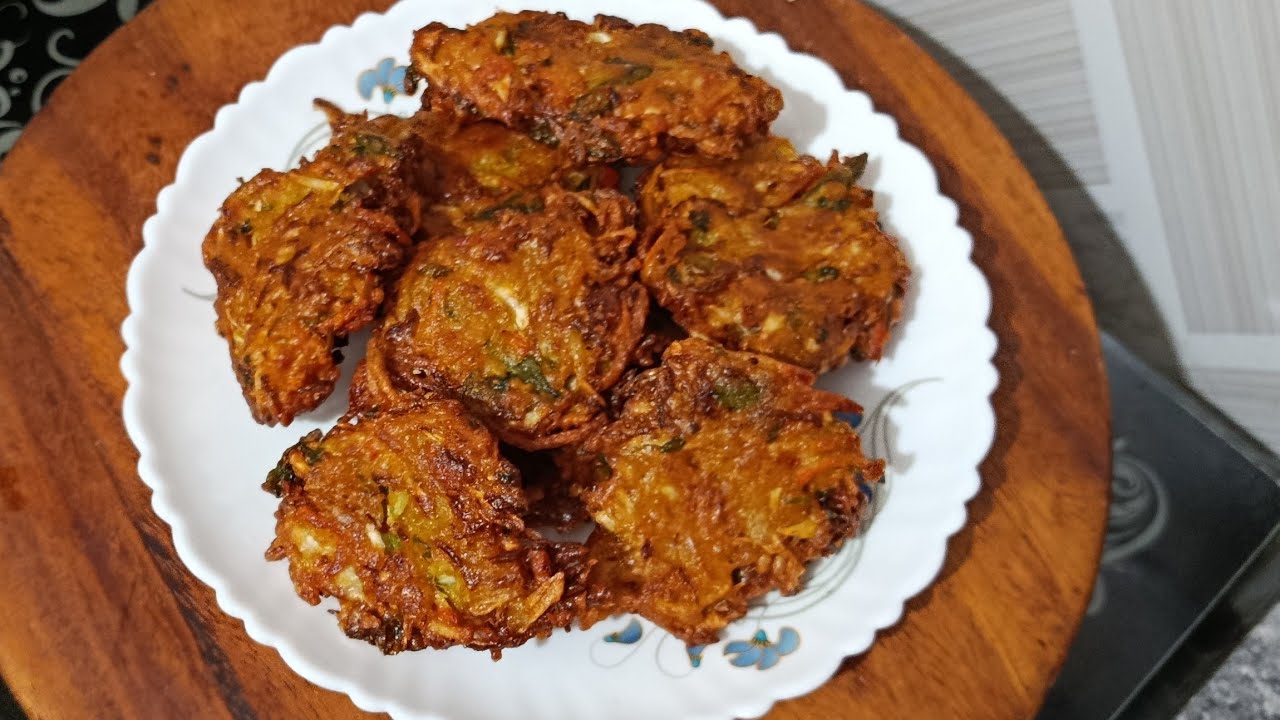 মুচমুচে মিক্সড সবজি পাকোড়া রেসিপি //Mix vegetables pakora recipe. 