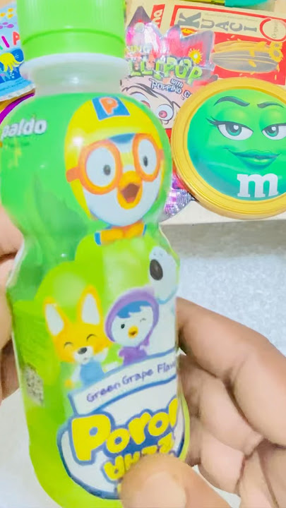 ASMR CHARMS BLOW POP GUM BALLS INSIDE OUTS CANDY (4 FLAVORS) AND EATING SOUNDS