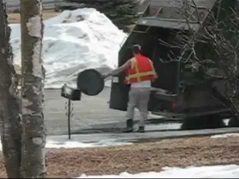 სამსახურზე გაბრაზებული კაცი :)