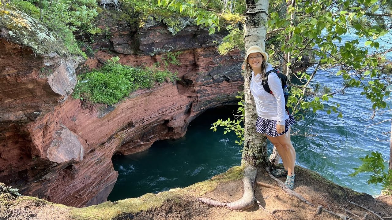 Apostle Islands National Lakeshore: Meyers Beach Trail