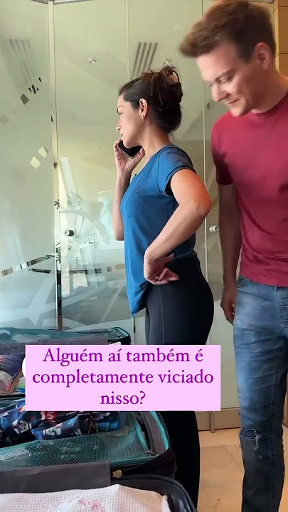 😂😂😂 esse é um dos meus vícios! Ahaha te amo, gatinha!