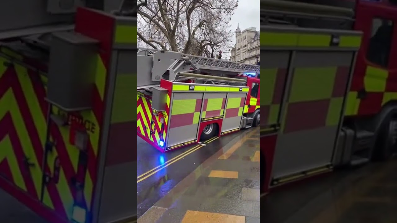 Firetruck crashes in london