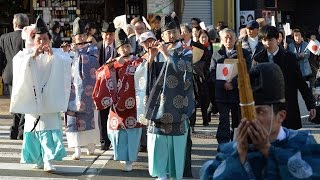 雅やかに「建国記念日」祝福　神職の「道楽」神戸の繁華街練り歩く