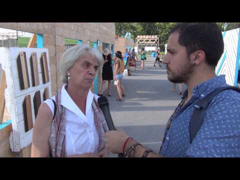 Videó: Montreal Boardwalk Village a Pied-du-Courantban