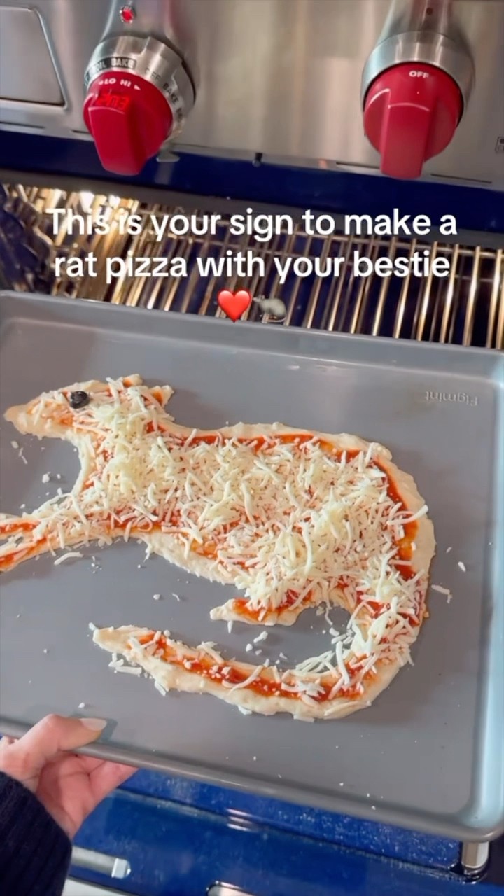 Italians reacting to RAT PIZZA