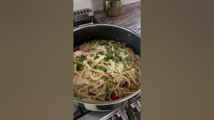 Shrimp linguini with lemon butter sauce... one pan and 30 minutes 🍤 🍋 🧈 1/2lb linguini,