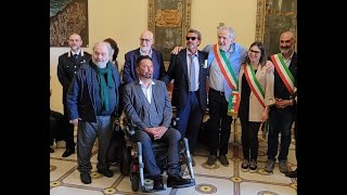 Conferimento onorificenze a Giuseppe Pino Oliva, Antonino Lombardo e Sandro Biviano (Lipari 10.5.25)