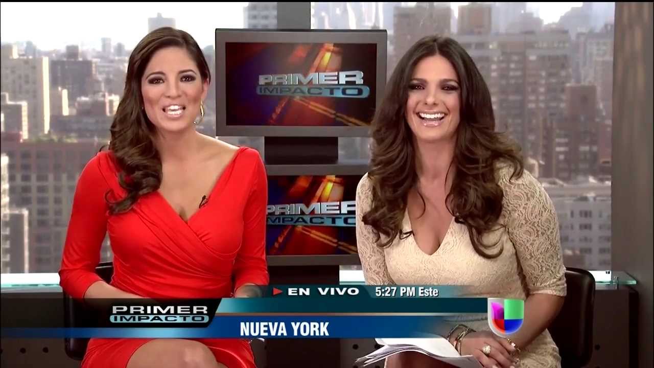 Pamela Silva Conde and Bárbara Bermudo 2013/05/13 Primer Impacto HD YouTube