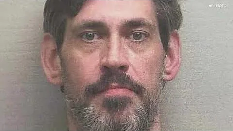 Alabama Fugitives Vicky White & Casey Cole White E...