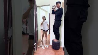 To fool her is not easy🤣😂Daily life of a couple #couple #short #natuanfamily