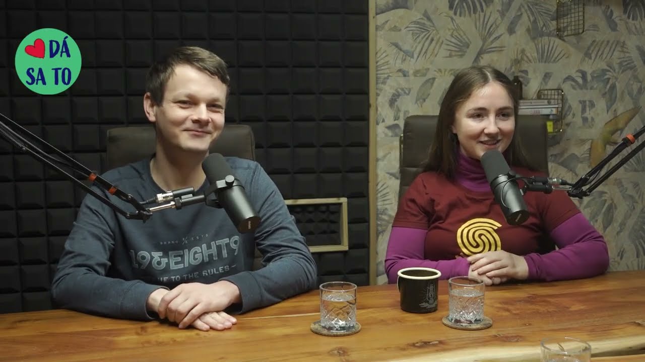 Tereza Mitro a Marek Ochaba nás prevedú svetom Sokratovho inštitútu. Čo tento tajomný názov skrýva, sa dozviete v relácii, napoviem, že ide o vzdelávanie, ktoré sa môže zísť aj Vám. 
 Tak si pusti DÁSATO a dozvieš sa veci, ktoré si nevedel a ktoré môžu (možno) zmeniť tvoj život. 
