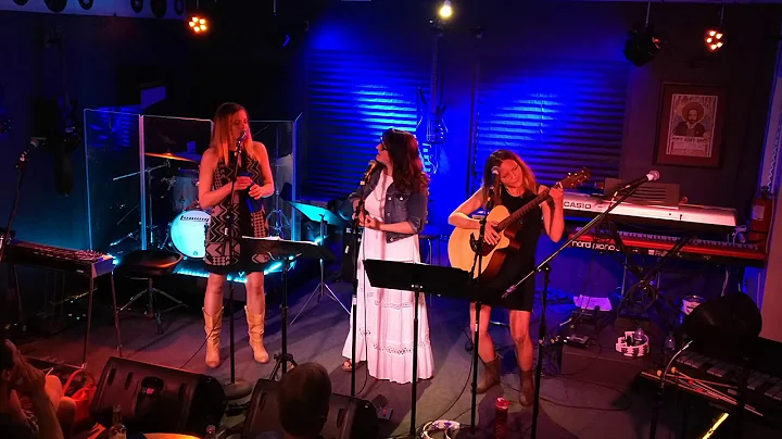 Imrianna Jones Showcase - Act 1 - Live at Johnny's