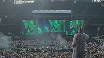Chris Brown: Breezy Bowl XX Video Introduction [Live At Tottenham Hotspur Stadium] 220625