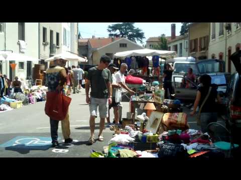 VIDE GRENIER SURY LE CONTAL 42 LOIRE