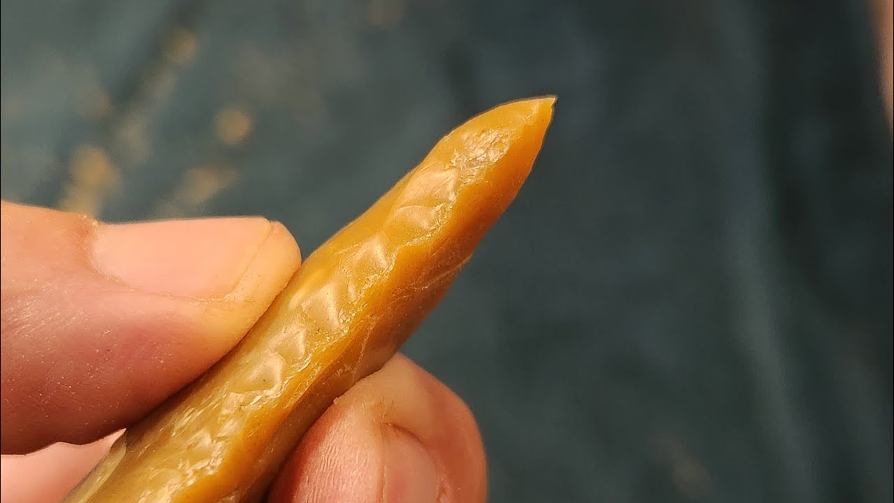 1559 - Thinning a Thick Tip Flintknapping