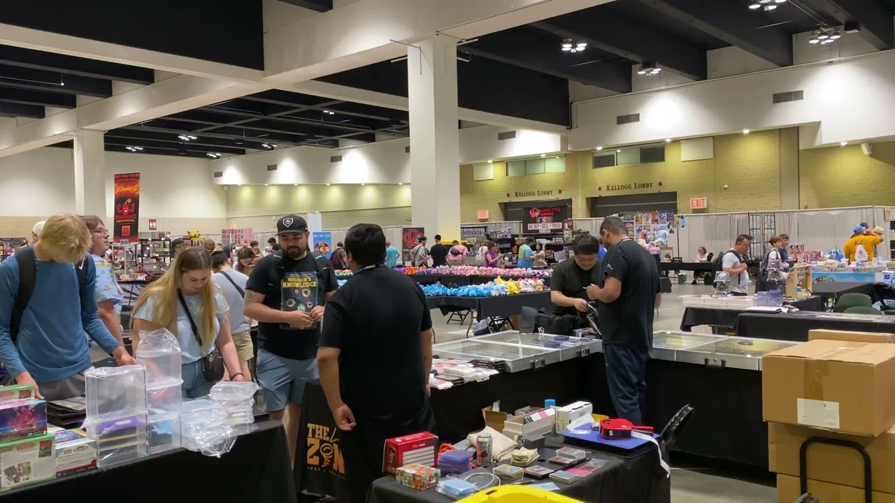 Hobby Clash | St. Paul, MN | Day 1 | Buying Magic The Gathering, Selling One Piece, Buying Pokemon
