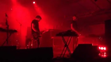 65daysofstatic - Install A Beak In The Heart That Clucks Time In Arabic (Live in Milan)