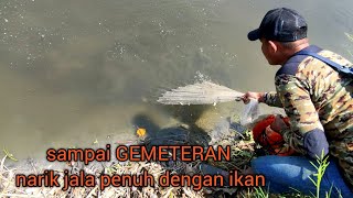 Bapak TNI SAMPAI GEMETERAN KETIKA JALA DI KALI KECIL LAMONGAN TERNYATA JALANYA FULL IKAN 😱