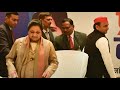 Mayawati vs Akhilesh ||.  अखिलेश पर भडकी बहनजी, सपा में बगावत होगी.मायावती...