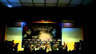 Arsidos-Dalam Gelap Aku Bersujud (live)