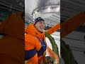 Wat een afsluiter van het seizoen 🐴🤳😍 #teamnl #femkekok #jenningdeboo #thialf #speedskating #gold