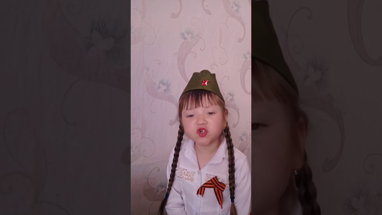 Стихотворение "Жди меня, и я вернусь". Читает Ковалева