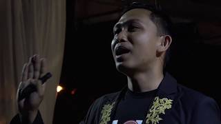 Mendesain Dengan Komunitas  Hijrah Saputra  Tedxsabang