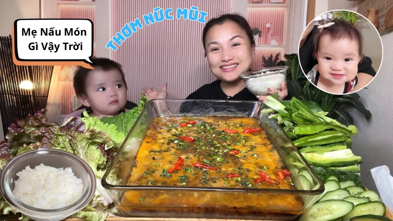 Lần Đầu Na Được Cài Tóc Đáng Yêu Hết Nấc, Xơi Mâm Mắm Cá Linh trộn Ốc Hương Hấp Ngon Không Tả Nổi 😱