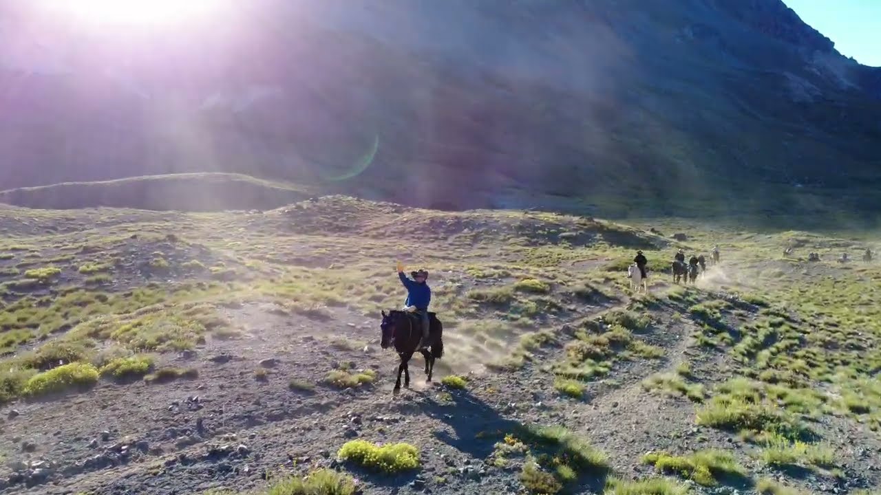 Cruzar los Andes a caballo: una experiencia que atraviesa