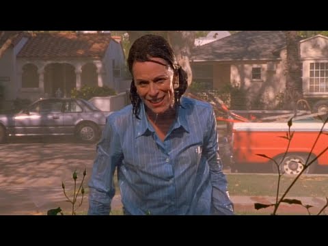 Lois tantrum on neighbor (HQ) | S2 E13 - Malcolm In The Middle