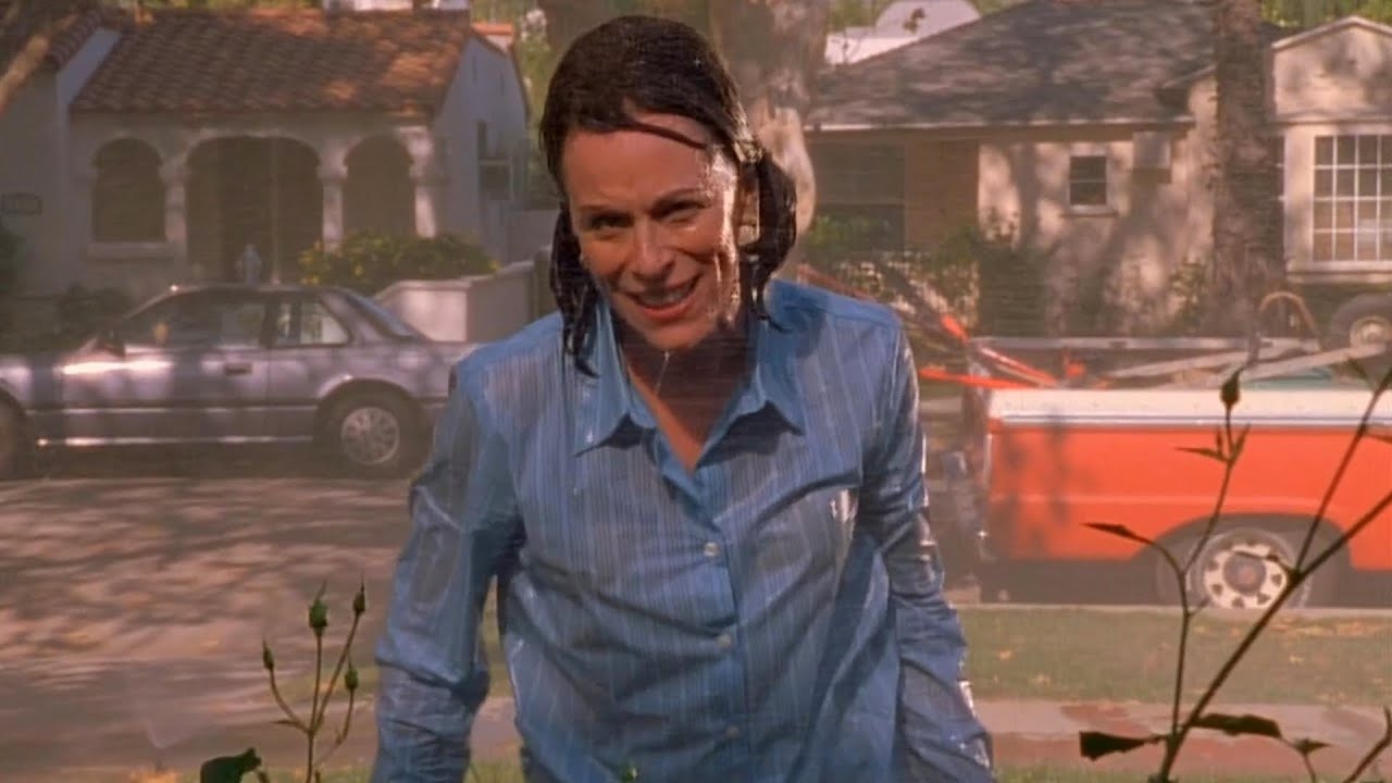 Lois tantrum on neighbor (HQ) | S2 E13 - Malcolm In The Middle