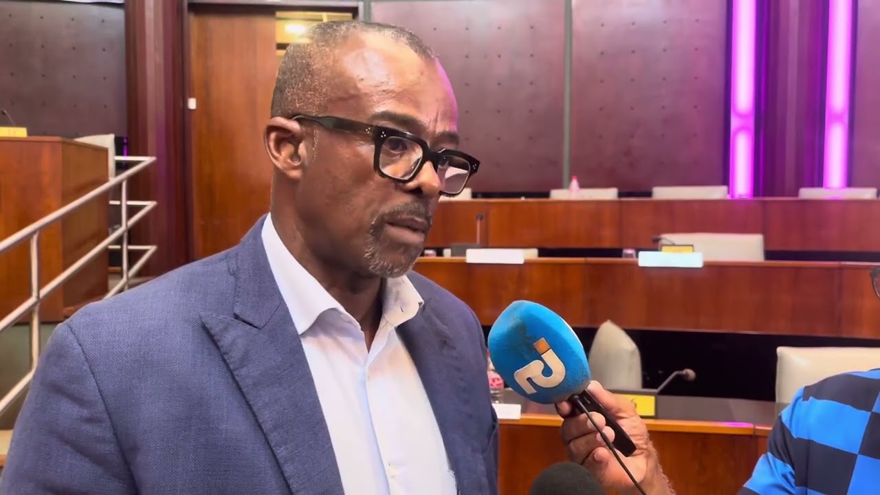 Ary Chalus « On ne peut pas emmener la Guadeloupe vers un avenir incertain »