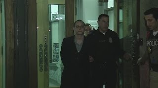 Man who escaped police custody turns himself in