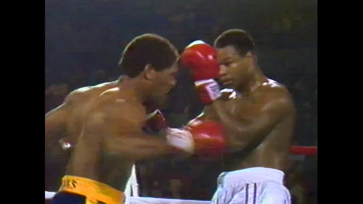 Larry Holmes vs Renaldo Snipes featurng ring annou...
