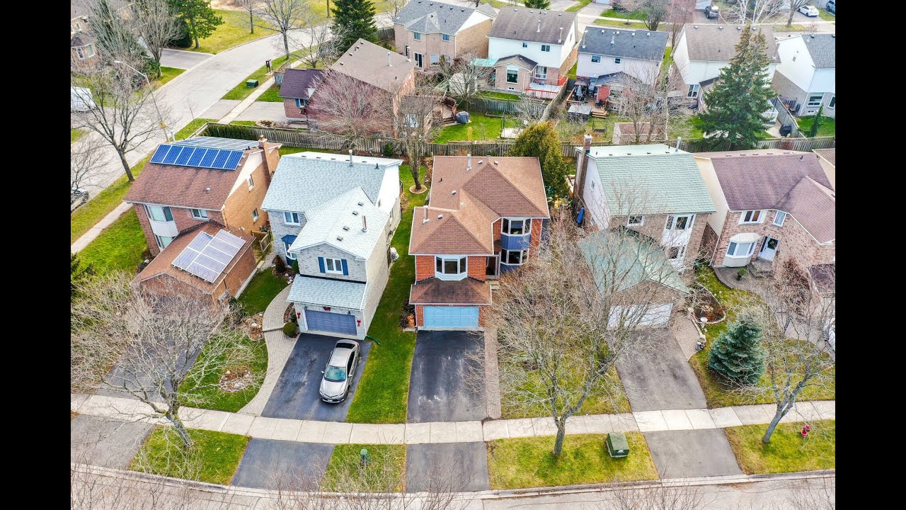 45 Buchanan Crescent, Aurora, Le Yang Home for Sale Real Estate