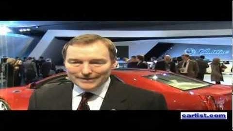Troy Clarke, President, GM North America unveils the Saturn Aura Greenline at the 2006 LA Auto Show