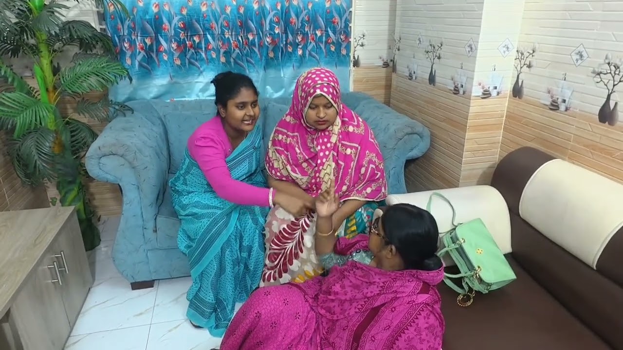 শাশুড়িকে,, ইফতারিতে শুধু, পানি,, দিয়ে রোজা খুলতে বলল বেয়াদব ছেলের বউ নিজের বাবা মাকে রোস্ট পোলাও