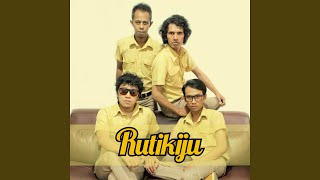 Download lagu Awalnya Doang