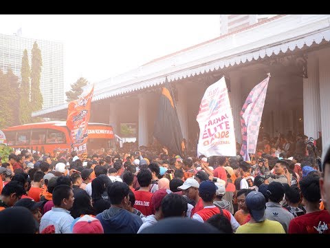 JAKMANIA CIREBON BERSATU (kami ada kami nyata)  Doovi